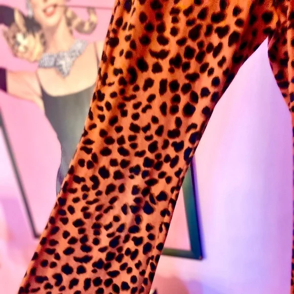 No Boundaries Red Orange Cheetah Print Flare Stretch Leggings Women’s Lg (11-13) - Picture 2 of 3